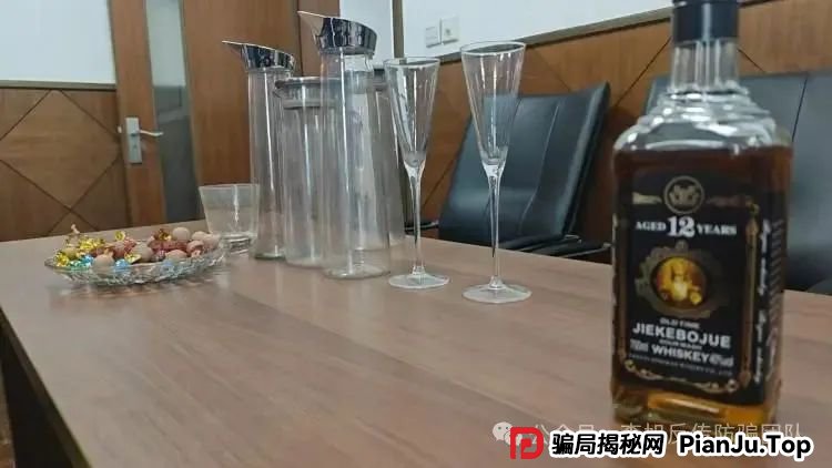 见女网友一顿饭花了3000多元 30余人遭遇“酒托诈骗”5天蚀财10万