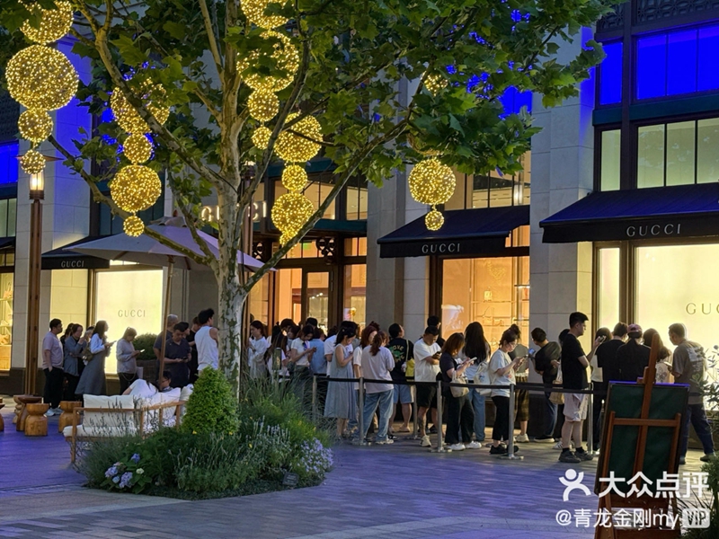 将关闭一家奥莱店，跌跌不休的古驰能重振品牌形象吗