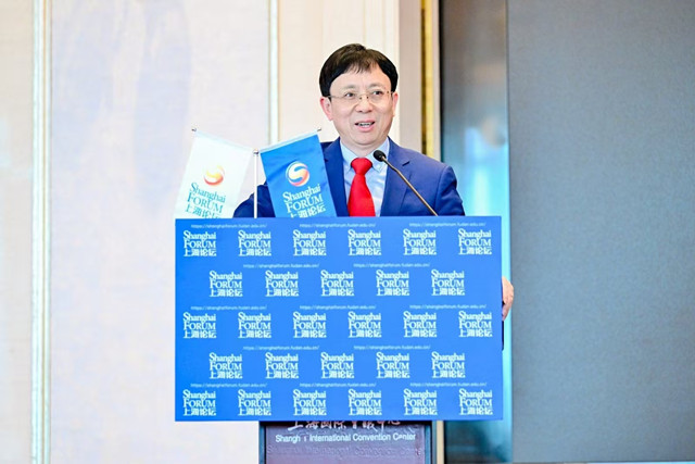 特朗普“关税牌”还有多少空间？专访复旦大学美研中心主任吴心伯