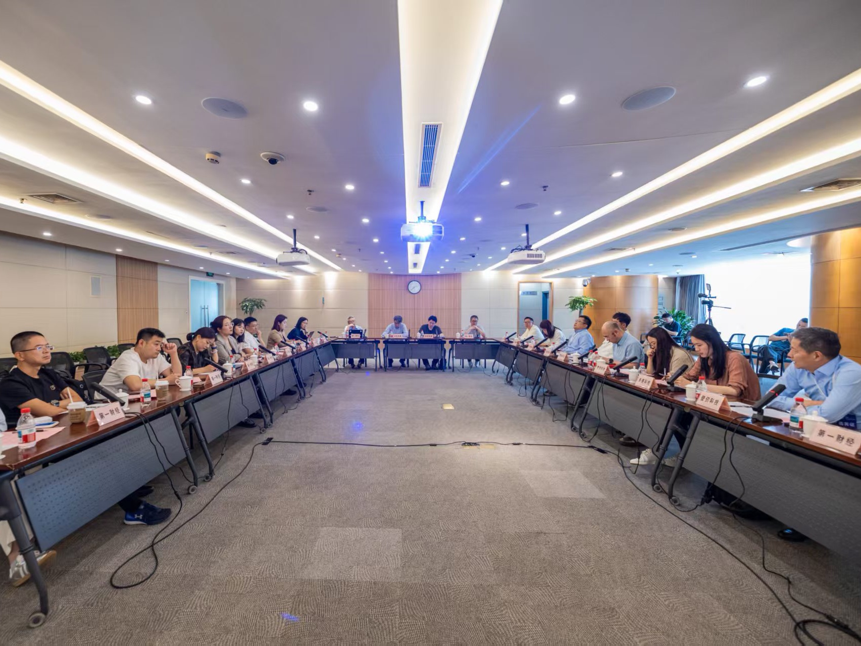 谋划“十五五”，上海独角兽企业调研座谈会召开