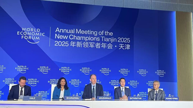 标普全球首席经济学家格伦瓦尔德：“不确定性”是今年主题词｜2025夏季达沃斯