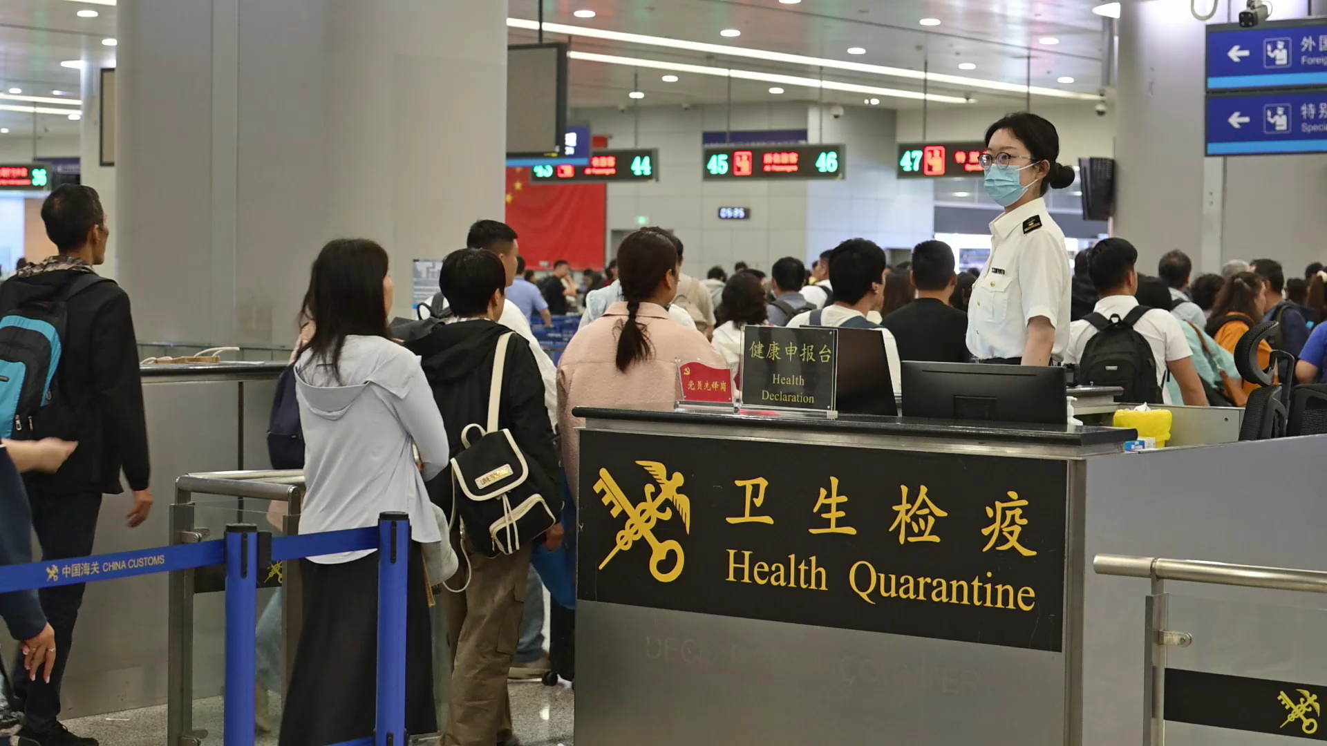 前5个月上海口岸进出境航空旅客量创新高，同比增长超两成