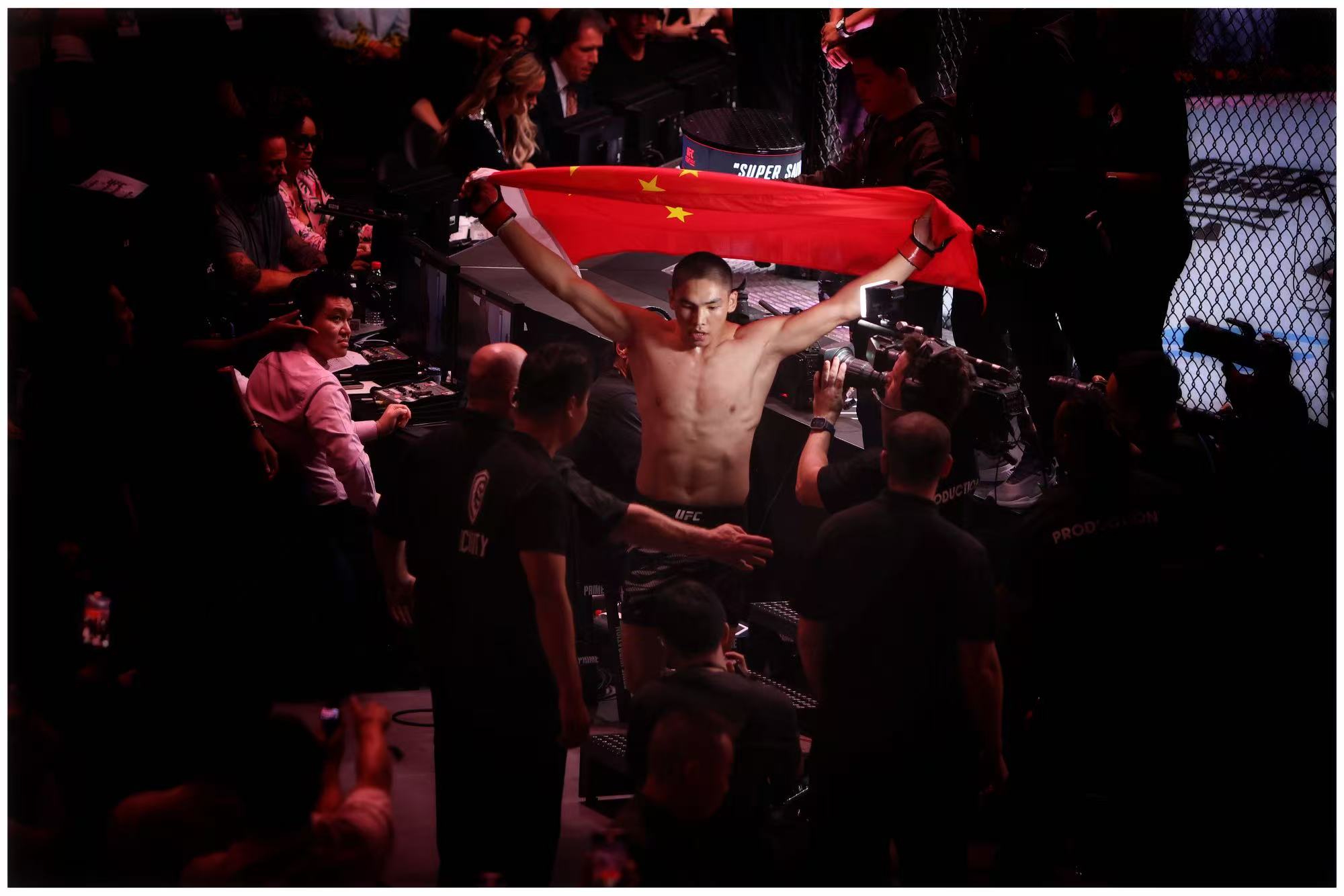 UFC重返上海，一场赛事与一座城的共生密码