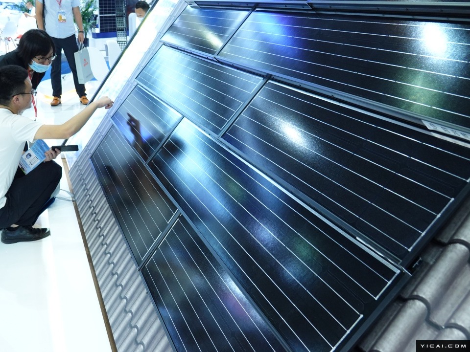 华电20GW组件集采均价超0.7元/W，中国光伏行业协会重申加强行业自律