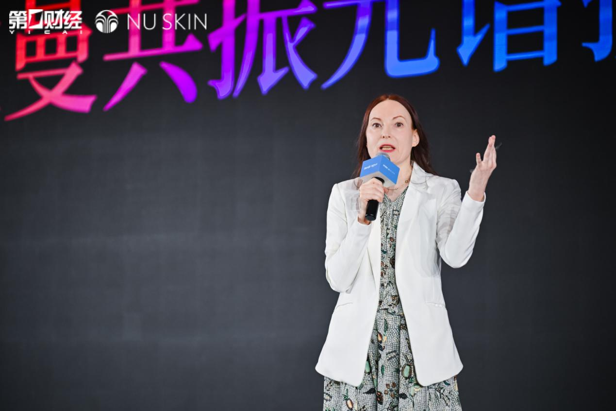 “预见健康 智享生活”大健康主题论坛在沪举行 以智慧叩响健康中国未来之门(6) “预见健康 智享生活”大健康主题论坛在沪举行 以智慧叩响健康中国未来之门(6)