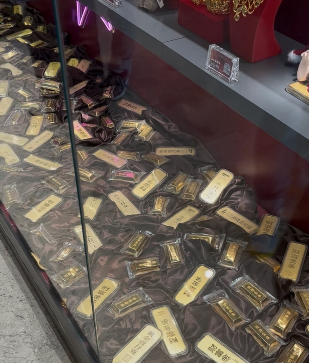 部分商家“免税”销售，深圳水贝黄金租赁走热