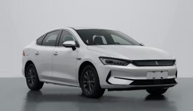 比亚迪再出手，中国车市又新增一个汽车品牌