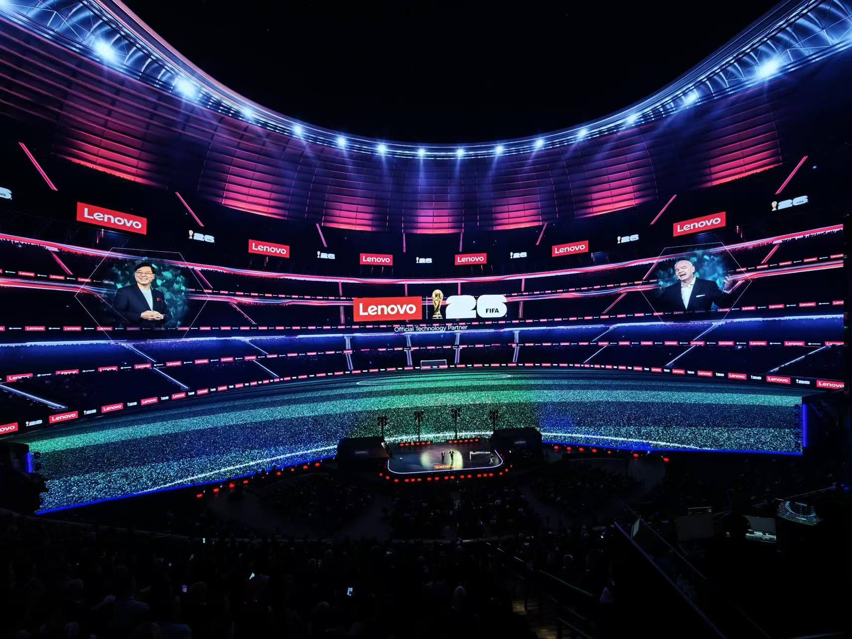 世界杯让AI机器人来开球？这次还不行