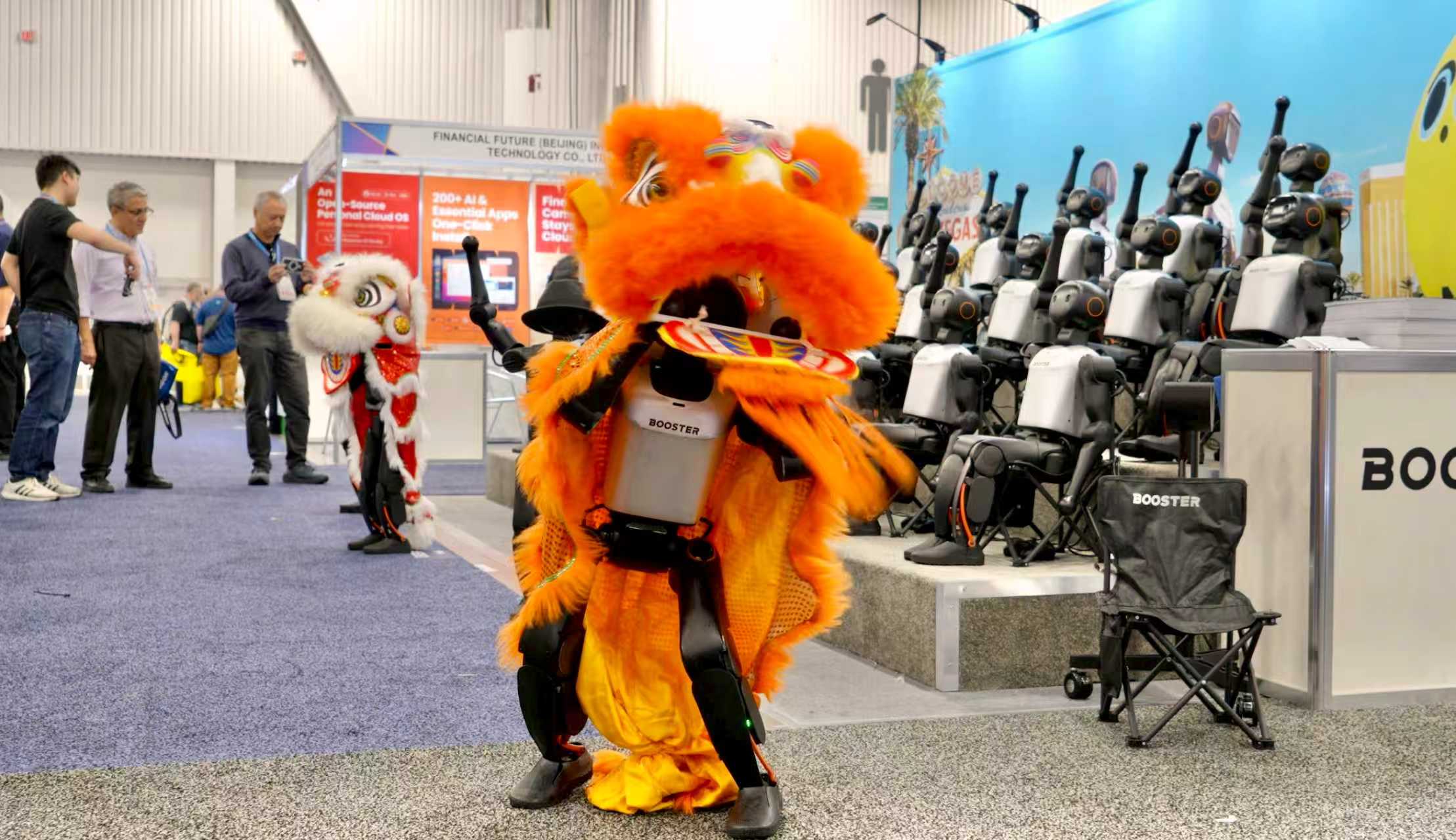 拳脚、舞步与订单，中国机器人“刷屏”CES