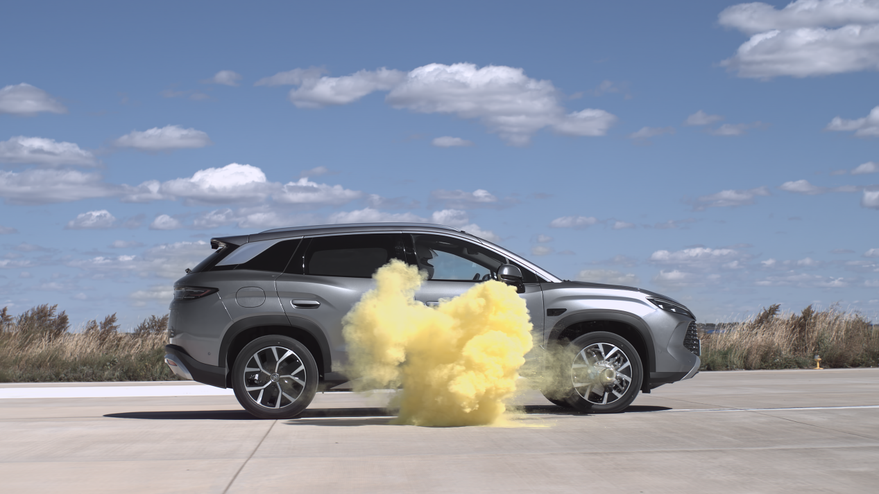 限时9.98-15.68万元,2026款宋L/宋Pro DM-i上市,长续航、低油耗、更智能! 限时9.98-15.68万元,2026款宋L/宋Pro DM-i上市,长续航、低油耗、更智能!