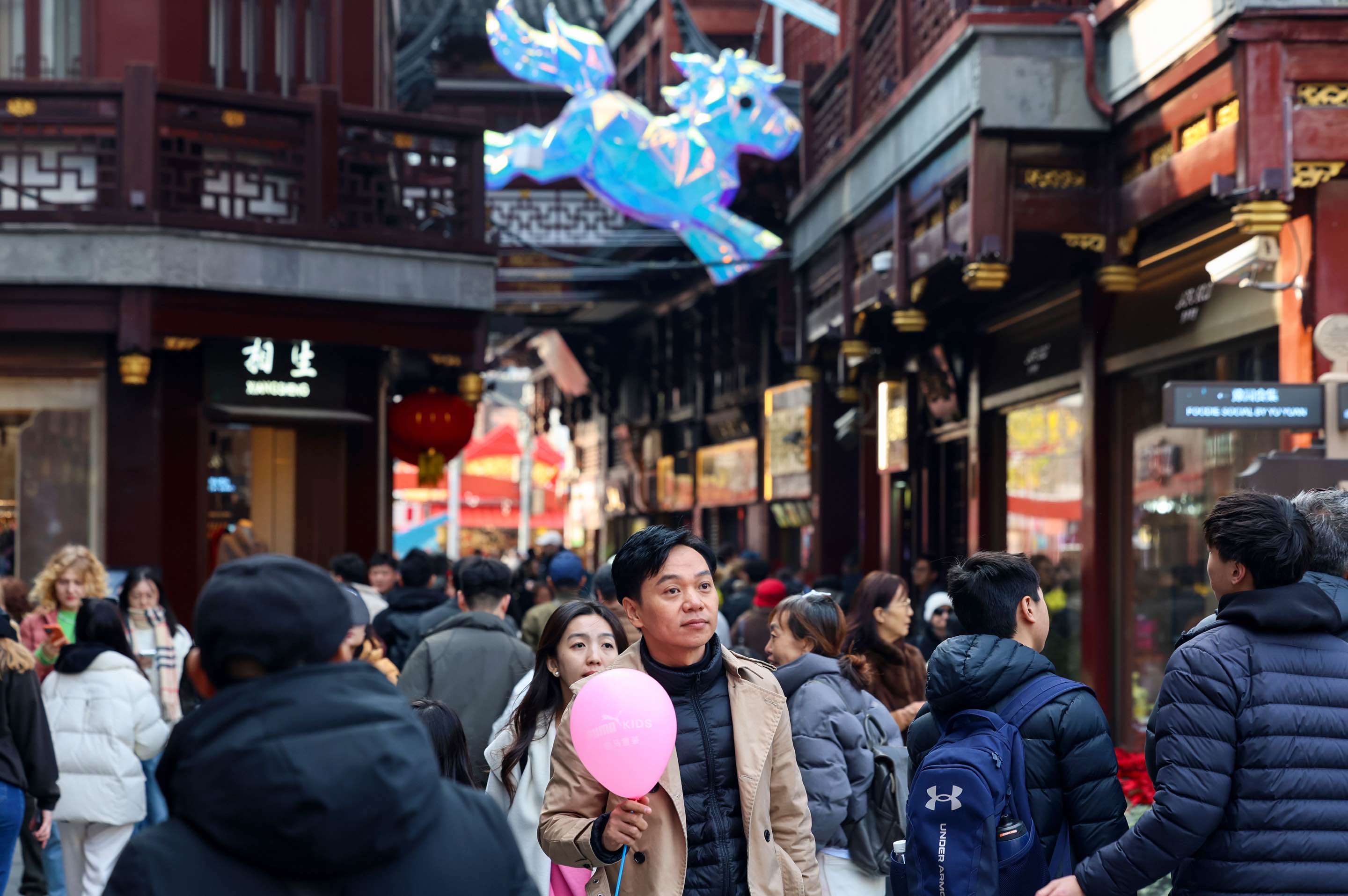 节假日消费观察｜上海成元旦最热旅游目的地，外国游客来中国97个城市跨年