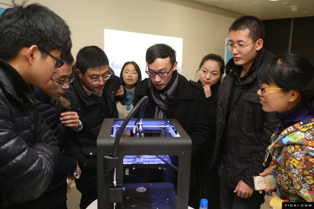 深圳3D打印企业，围剿了全球品牌 | 海斌访谈