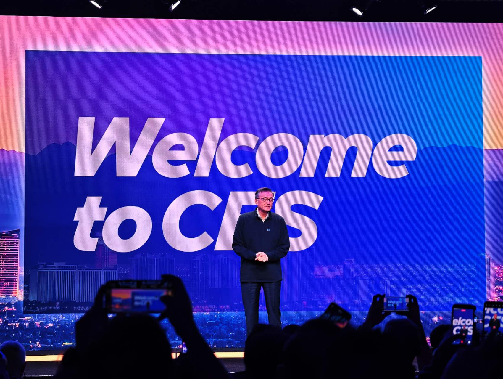 英特尔推出下一代PC芯片，首次采用Intel 18A制程