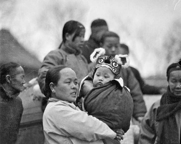 她们为何“弃夫潜逃”？抗战时期普通女性的生死抉择