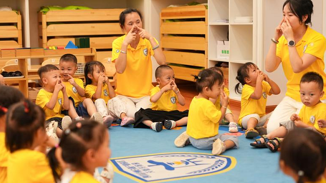 钱哪里来、人怎么留、谁来管？托育服务法还有这些问题待明确