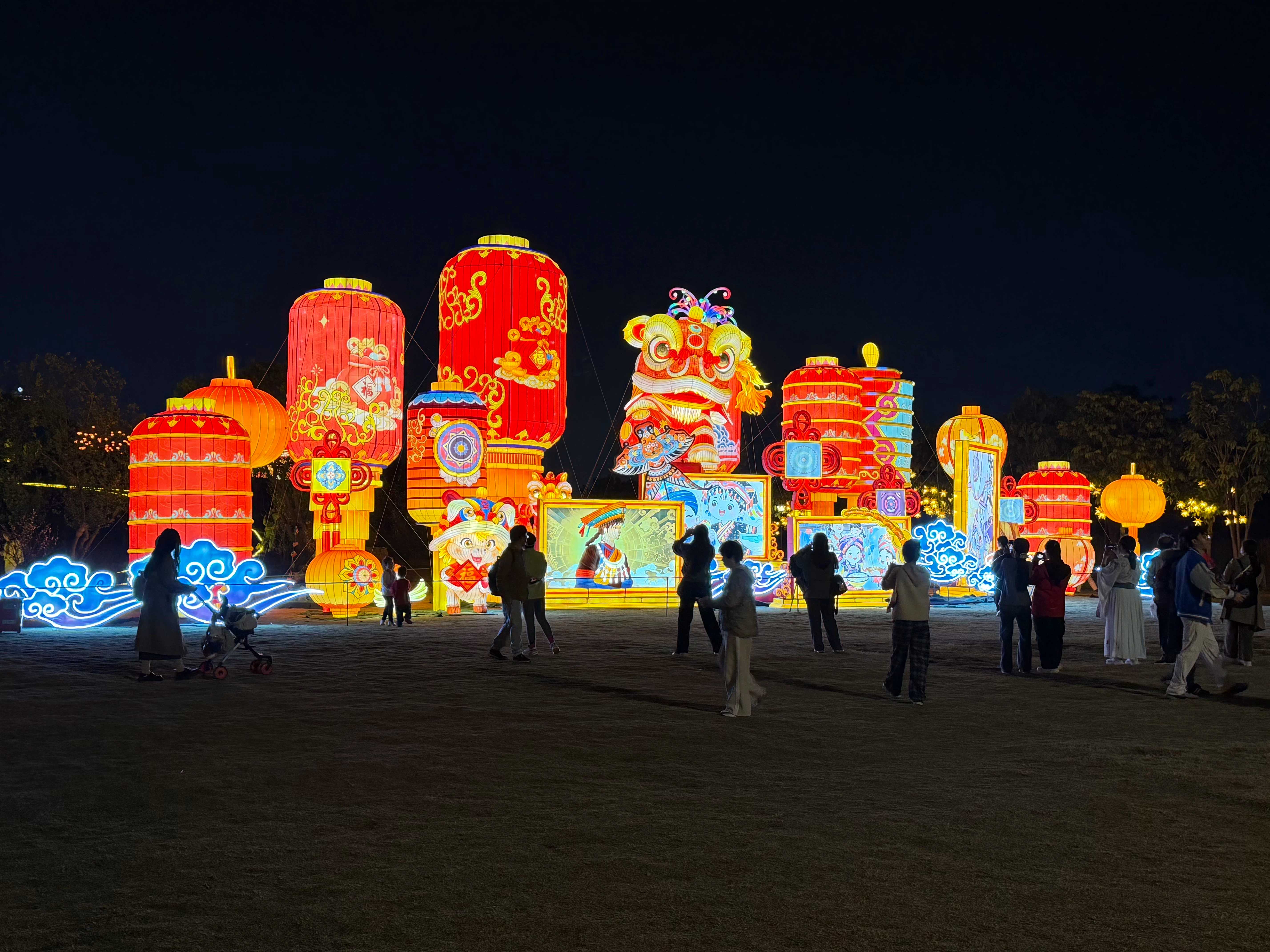 非遗成为过年氛围组，各地文旅如何把握新商机｜新春走基层(2)