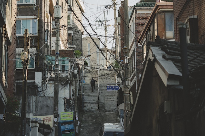 曾创造了汉江奇迹的韩国，为何滑向内卷深渊(2)
