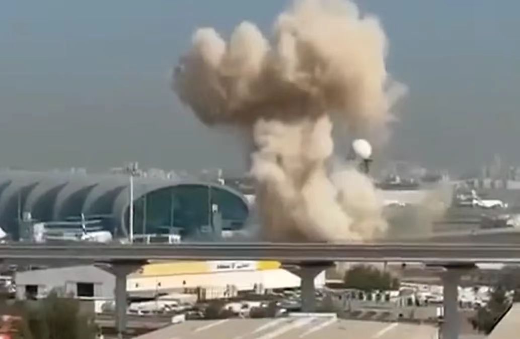 直击艰难回家路：滞留迪拜旅客回国航班一周被取消4次，外交部援手(2)