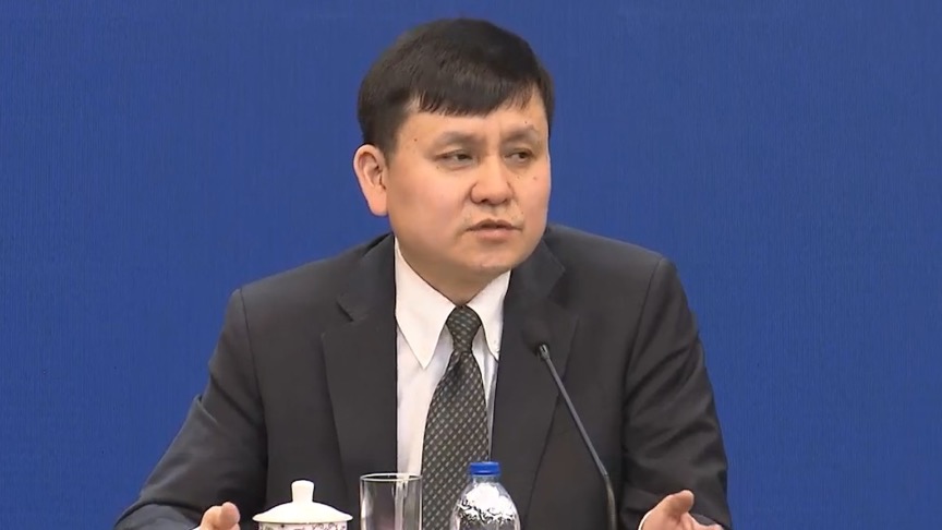看病不再只盯“钱”，张文宏呼吁要算“健康账”