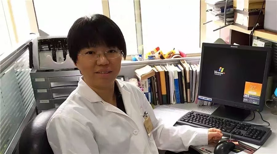 她们的故事｜AI浪潮之下，女性正成为AI落地的关键“翻译者”