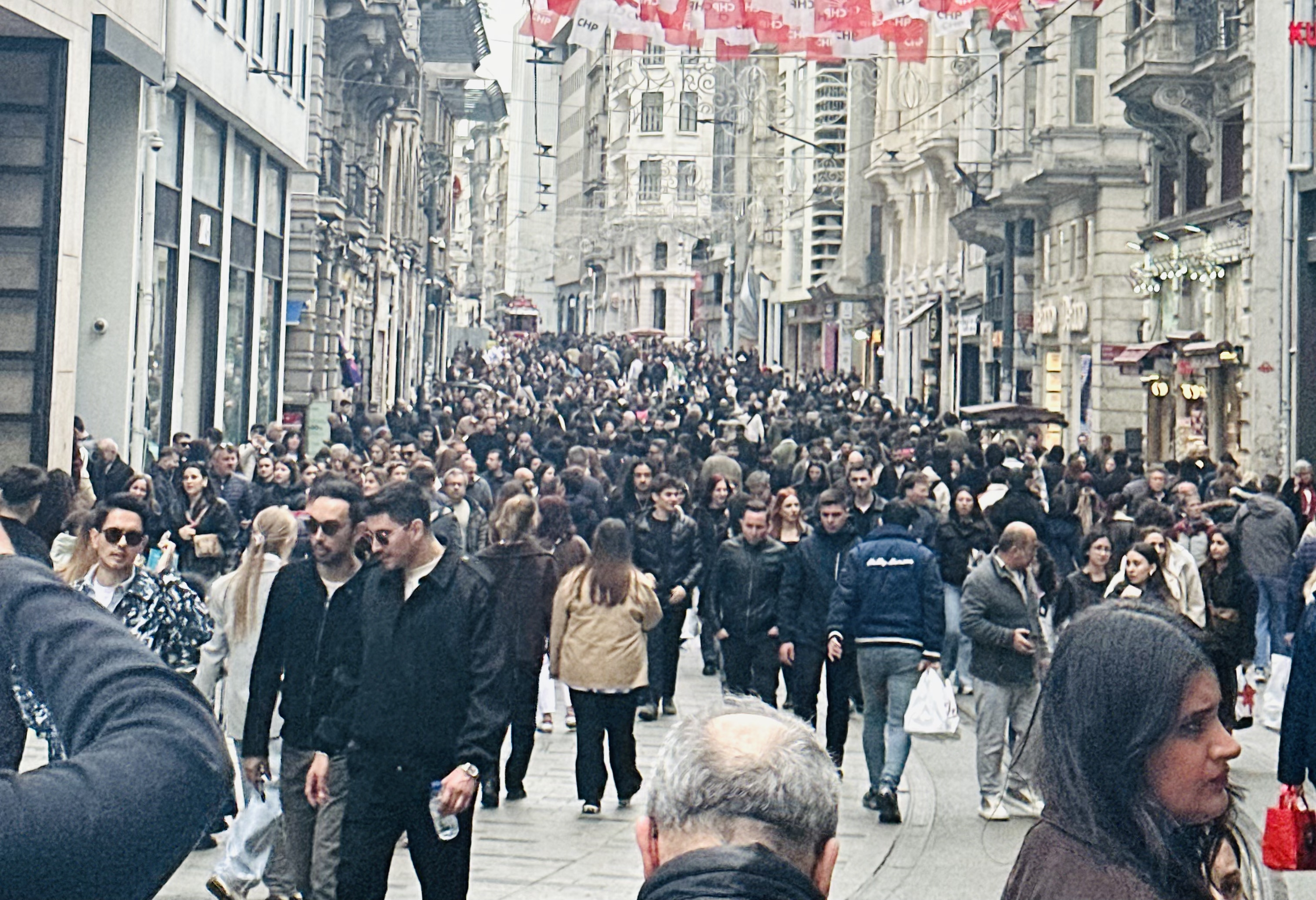 实探中东冲突下的土耳其旅游:大量旅客转机,中国成最重要新兴客源市场(1) 实探中东冲突下的土耳其旅游:大量旅客转机,中国成最重要新兴客源市场(1)