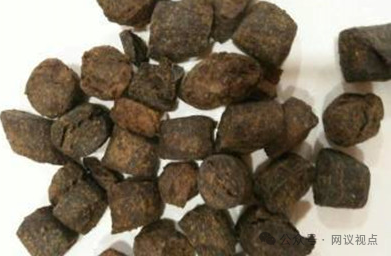 南极磷虾油风波未平,同仁堂又遭冒充!起底“同仁堂专家”周迺英的虚假人设!(1) 南极磷虾油风波未平,同仁堂又遭冒充!起底“同仁堂专家”周迺英的虚假人设!(1)