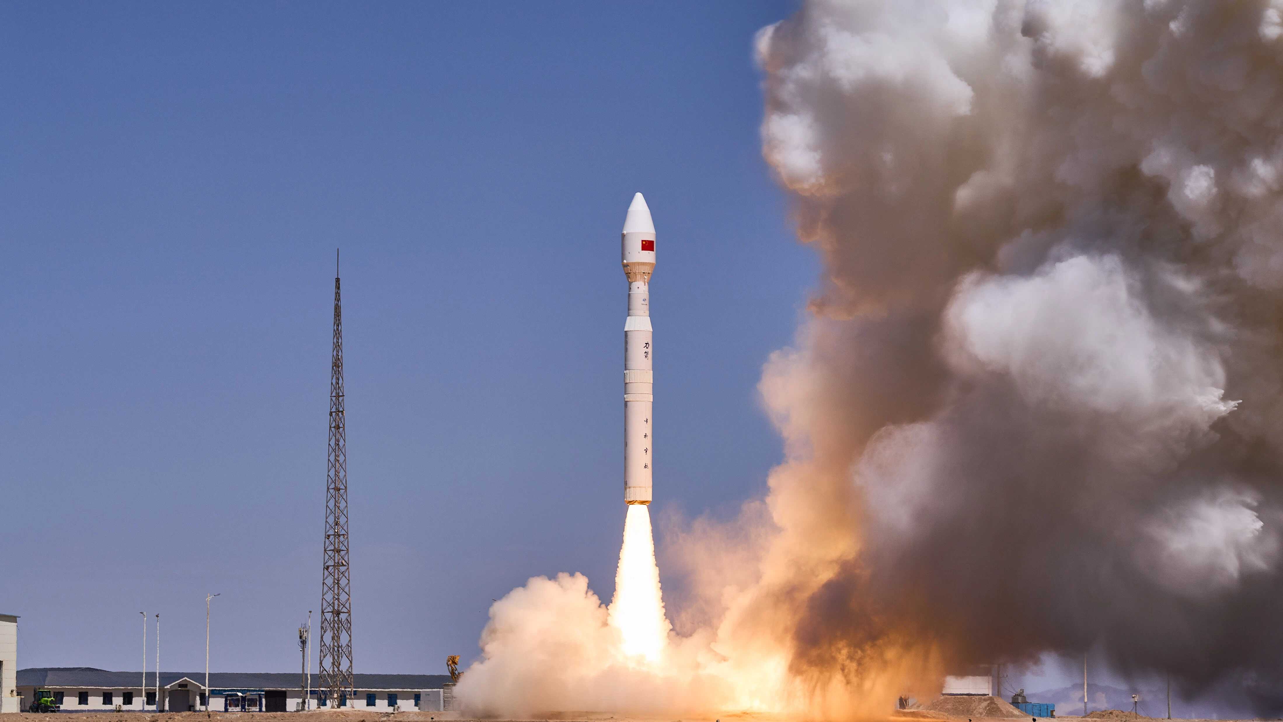 力箭一号遥十四发射圆满成功，8颗高分辨光学遥感卫星入轨