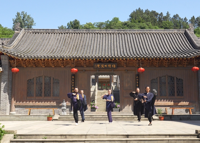 四年暴增60倍，洋“无忌”们为何扎堆武当山(1)