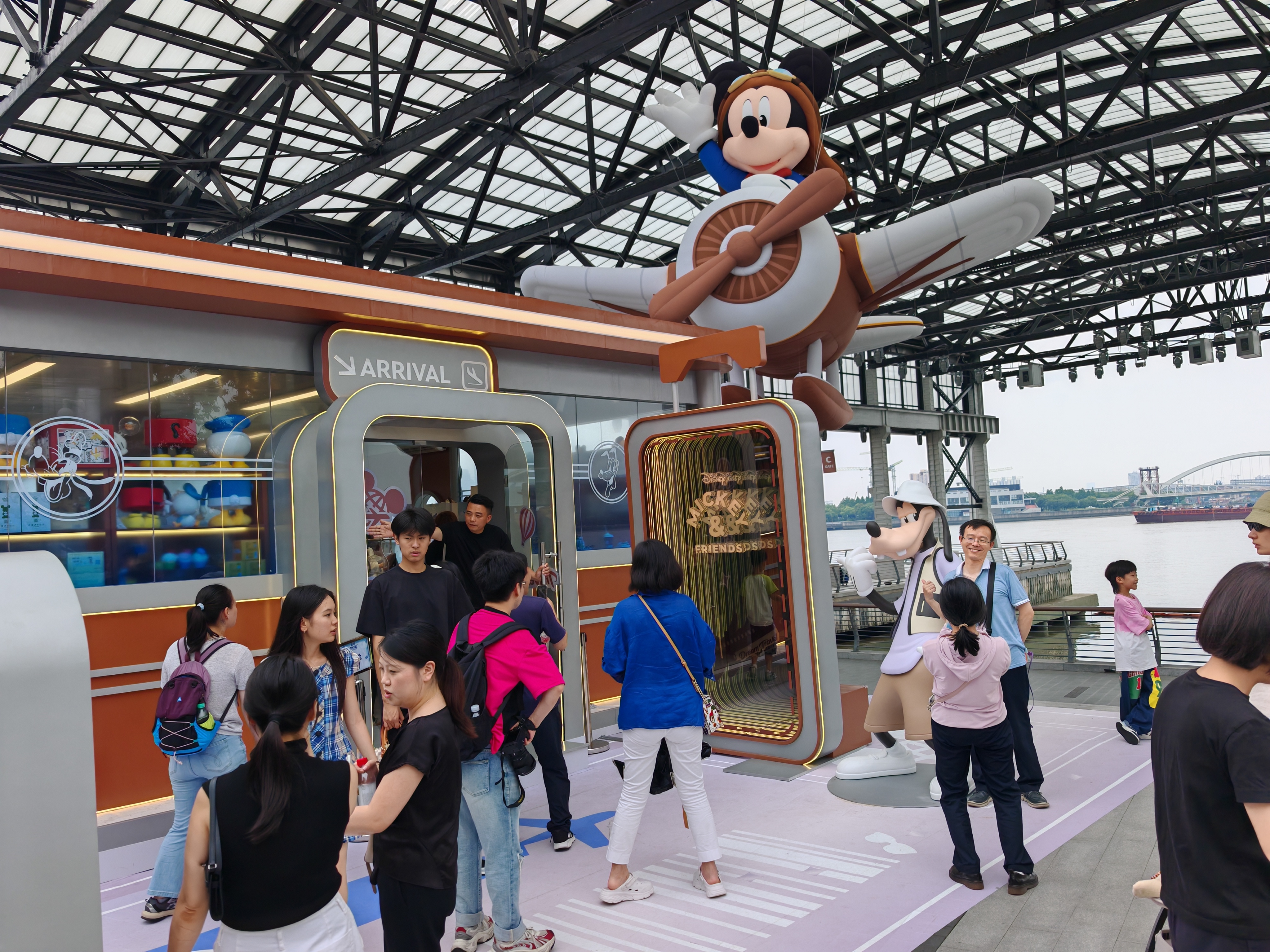 “上海之夏”开启：政策红利叠加服务升级，入境消费加速释放