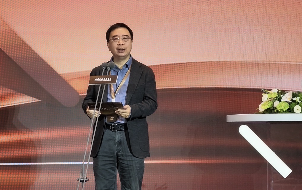 AI能替科学家提出原创问题吗？“灵光一现”还属于人类(2)