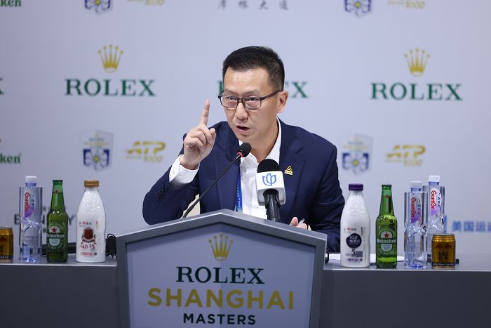 今年上海劳力士大师赛总收入5亿元，观众人数24.8万(2)