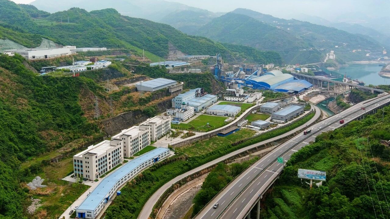 管道闭环造链条，宜昌兴山解锁山区精细化工百亿赛道